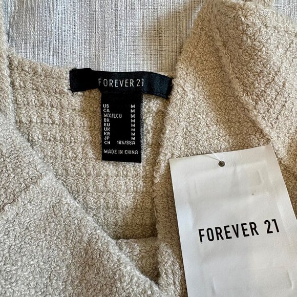 Forever 21 Beige Textured Knit Crop Top Size M With Adjustable Spaghetti Straps - Picture 3 of 5